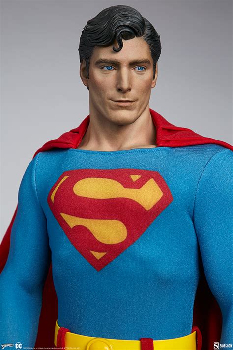 Sideshow Collectibles Superman The Movie Premium Format Figure