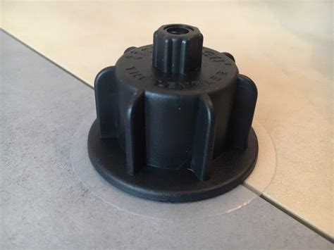 Nie wieder kantenstöße oder höhenversatz. Unterlegscheiben Fliesen-Nivelliersystem KARL DAHM