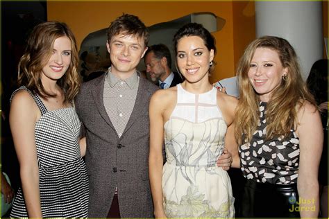 Full Sized Photo Of Aubrey Plaza Dane Dehaan Life After Beth Nyc