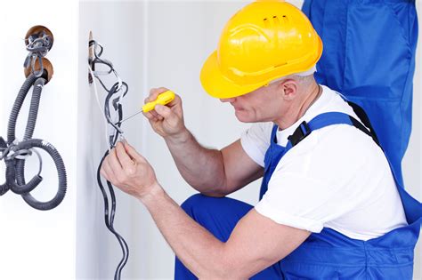 10 Reasons You Should Hire A Professional Electrician In Brighton Mi