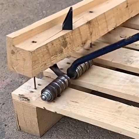 Diy And Crafts Diy Pallet Breaker Pry Bar And Mini Pallets