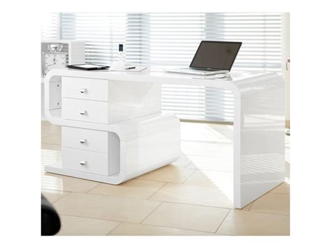 Dieser schreibtisch strahlt eine zurückhaltende eleganz aus, die seinem standort gerecht wird. Schreibtisch White Club Snake » KARE Design - Salesfever.de
