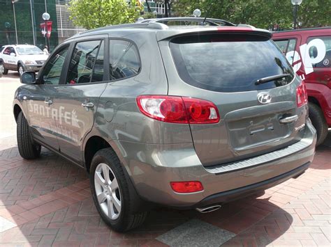 Maybe you would like to learn more about one of these? 2008 Hyundai Santa Fe SE - 4dr SUV 3.3L V6 AWD auto