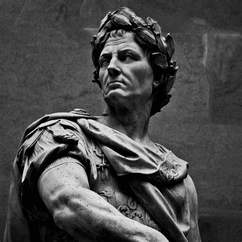 Julius Caesar by Nicolas Coustou : pics