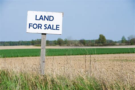 3468 Land Sale Sign Stock Photos Free And Royalty Free Stock Photos