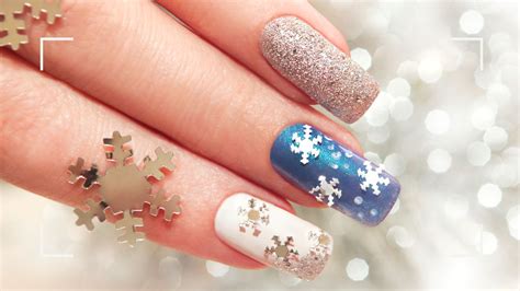 20 Snowflake Nail Art Designs And Ideas For Winter 2022 Woman And Home