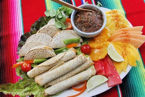 Easy Mexican Platter • Mama Latina Tips
