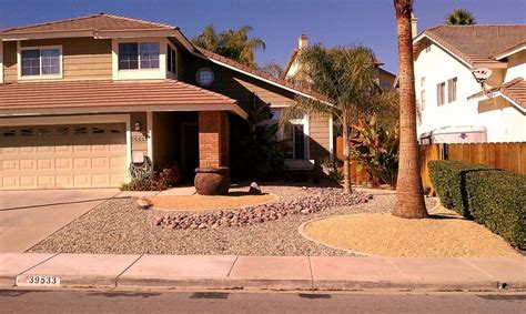 Full View Of A Xeriscaped Front Yard Xeriscape Designs Pinterest