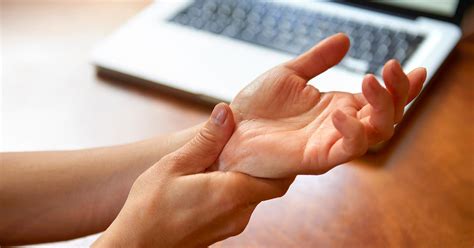 Common Wrist Injuries Causes Symptoms Treatments Hss