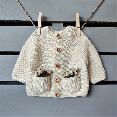 Ravelry Joyous Baby Cardigan Pattern By Sandra Magalhães