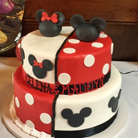 Split Mickey Minnie Cake For My Twins Oh Two Dles Birthday Minnie
