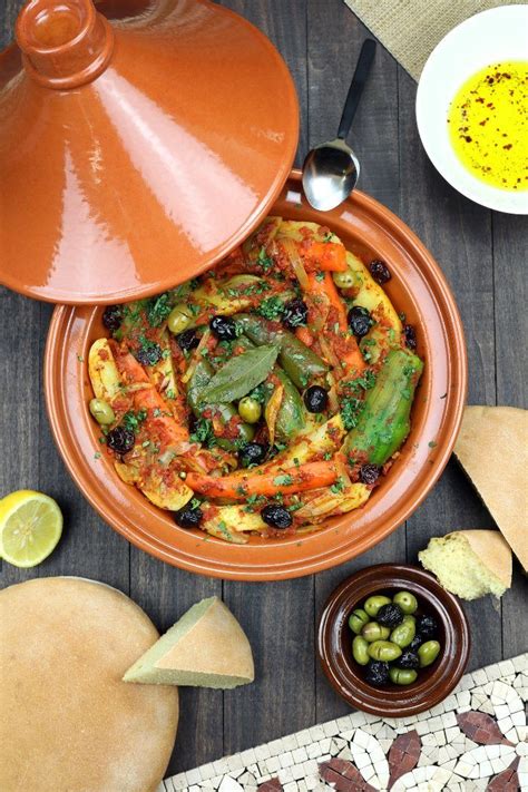 Product featured in this recipe single handled clay pot. The Best Clay Pots for Cooking Indian Cuisine - NomList