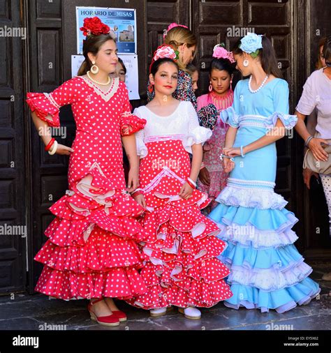 √ Spain People Dress 2 860 Traditional Spanish Dresses Photos And Premium High Res Pictures