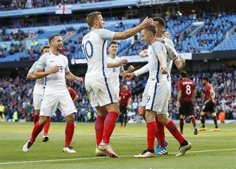 آخر أخبار إنجلترا من goal.com، تتضمن آخر أخبار الانتقالات، إشاعات السوق، النتائج، الأهداف ومقابلات اللاعبين. مدافع إيفرتون يعود لتمثيل منتخب إنجلترا | المصري اليوم