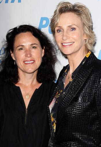 Jane Lynch Wife Divorcing After Three Years Of Marriage Today S News Our Take Tv Guide