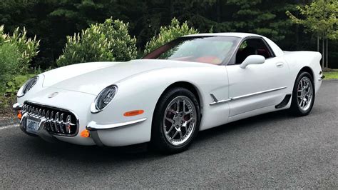 Retro Styled 2004 Chevrolet Corvette Z06 Is A Questionable Throwback To