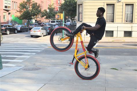 Nycs Thriving Bike Life Scene Is A Brotherhood Bound By Popping