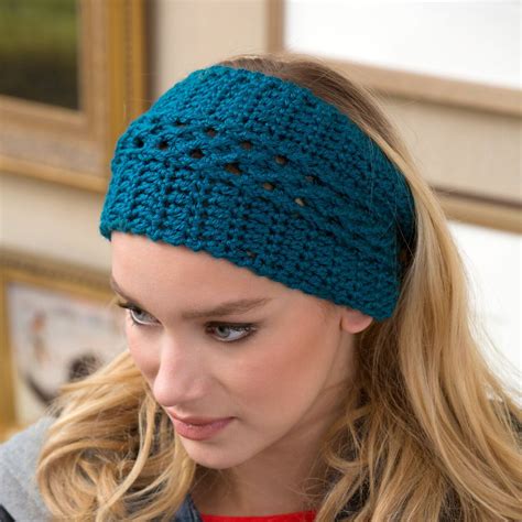 Free Red Heart Wide Vortex Headwarmer Pattern Yarnspirations