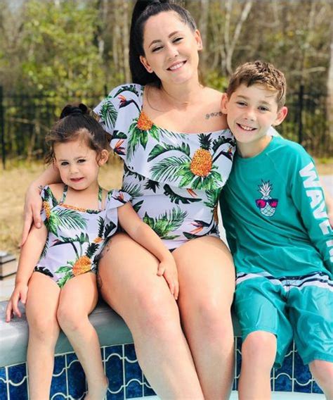 Jenelle Evans Lets It All Hang Out In Cheap Bikini On Beach Swamp