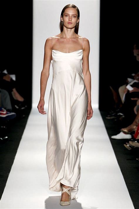 Narciso Rodriguez Spring 2011 Ready To Wear Fashion Show Dresses