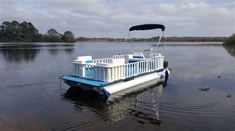 No Wake Boats Made From Polypropylene Nowakie Pontoon Boats Hand