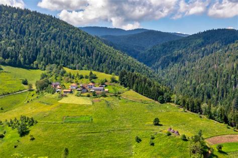 Jedna Srpska Planina Postaje Novi Zlatibor Ar Placa Nekad 500 Evra