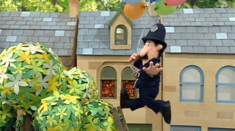 image pat sspecialdeliverybigballoons postman pat wiki fandom powered by wikia