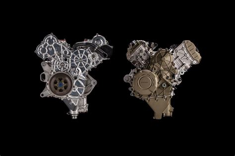Ducati Desmosedici Stradale 1100cc V4 Engine Unveiled Mcn