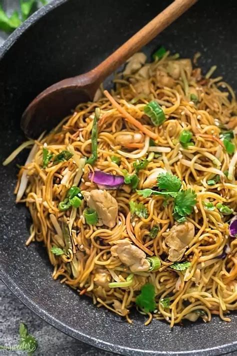 Easy Chicken Chow Mein One Pot Authentic Chinese Recipe Chicken Chow Mein Chow Mein Recipe