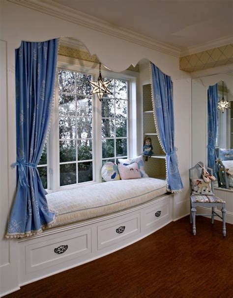 Bay Window The Beautiful And Fascinating World Of Decorating Ideas