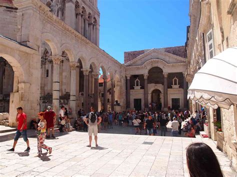 Diocletian Palace Walking Tour Split Excursions Split Adiona Travel