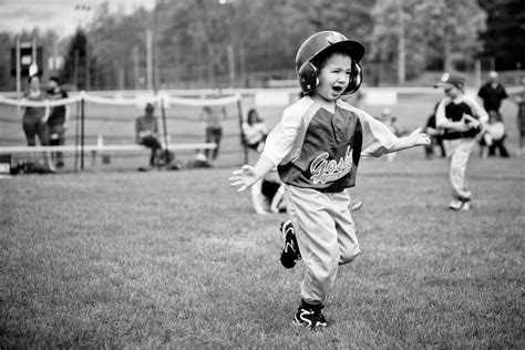 10 Tips For Capturing The Action Of Our Kids Sports Click Love Grow