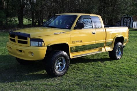 Explore the 2021 ram 1500 limited & other available trims. 1999 Dodge Ram 1500 4×4 Lifted Custom Yellow Extended Cab ...