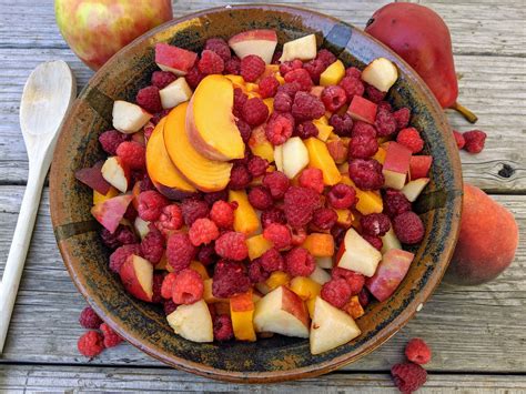 A fun cooperative activity to make fruit salad; Autumn Seasonal Fruit Salad | Recipe | Fruit in season, Thanksgiving fruit salad, Fruit salad