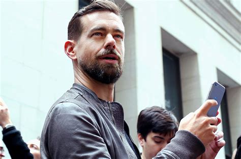 Louis, in missouri jack dorsey early career life: Twitter CEO Jack Dorsey Doesn't Use A Computer | PURSUIT