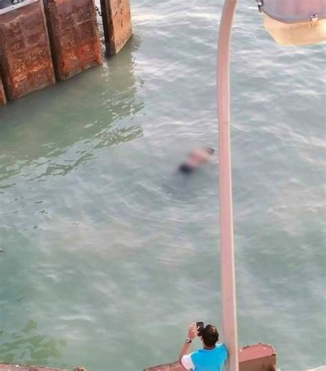 Apakah airnya dikuras dulu kes terjun jambatan pulau pinang 1. Mayat Lelaki Terjun Jambatan Pulau Pinang Ditemui