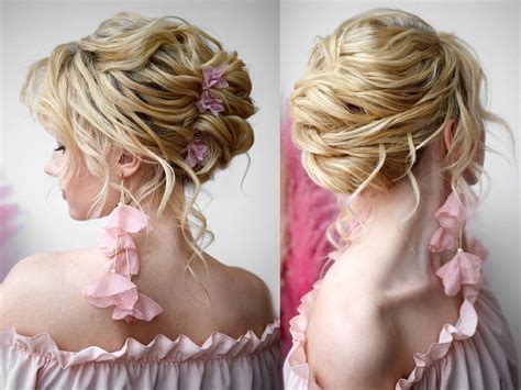 25 Famous And Latest French Twist Hairstyles For Women Styles At Life