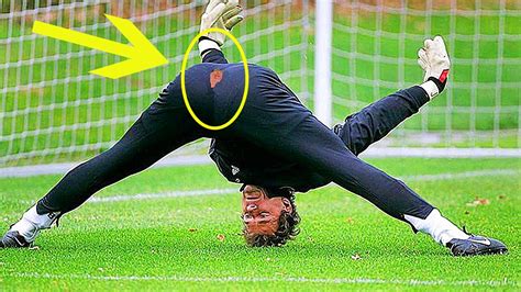 BEST SOCCER FOOTBALL VINES - GOALS, FAILS, SKILLS 😂 - YouTube