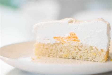 Vanillezucker 75 g mehl 75 g speisestärke 2 tl backpulver für die creme: Vegane Mandarinen Sahne Torte | Veganer kuchen ...