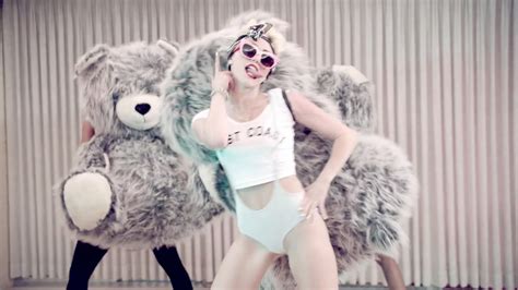 miley cyrus we cant stop music video pics 03 gotceleb