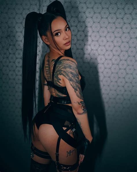 Bella Poarch’s Instagram Post “ Booty Appreciation Post ” Portre