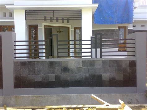 Maybe you would like to learn more about one of these? Desain Pagar Rumah Minimalis Modern Terbaru | Rumah ...