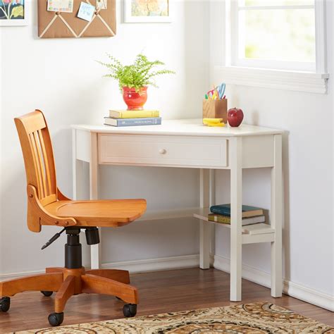 50 Small Desks For Bedrooms Youll Love In 2020 Visual Hunt