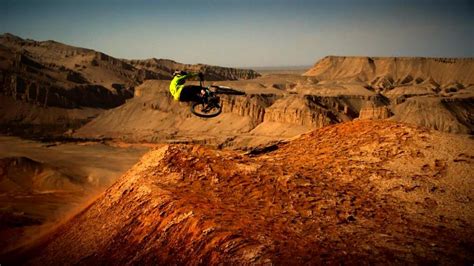Where The Trail Ends Riding Bicycle Cyclist Sands Hills Helmet Sport Wallpaper Sports