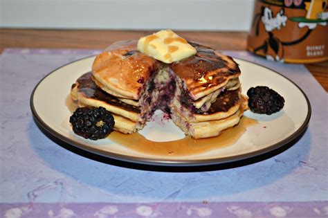 9 Grain Blackberry Pancakes Hezzi Ds Books And Cooks