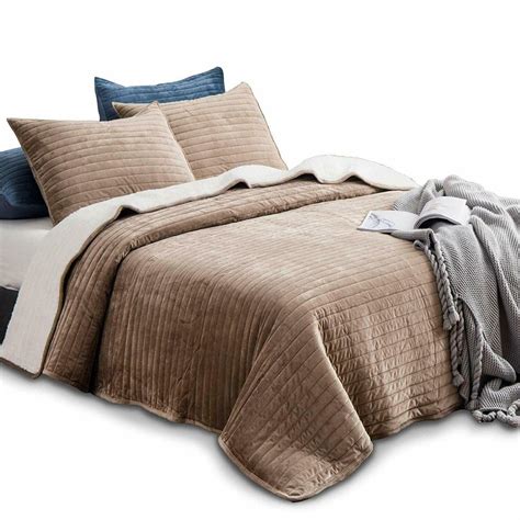 Reversible Sherpa Flannel Fleece Bedding Quilt Coverlet Bedspread