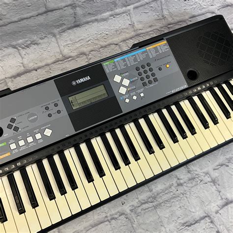 Yamaha Psr E233 61 Key Electronic Keyboard Evolution Music