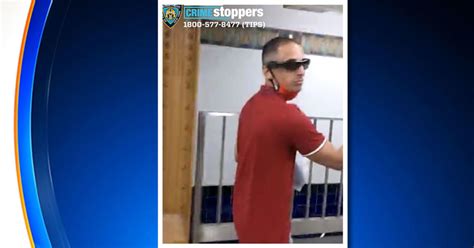 Man Accused Of Punching Woman In Face During Subway Argument Cbs New York