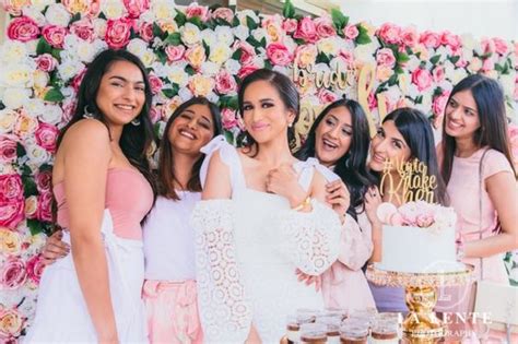 Pros And Cons Of Having Your Bridal Shower On Your Bachelorette Weekend