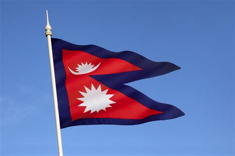 La Signification Du Drapeau Unique Du Népal Bluesheep Journeys